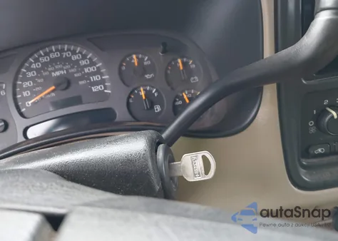 2004 Chevrolet Silverado 1500 Z71 из США, поврежденный, VIN 2GCEK13T441431401